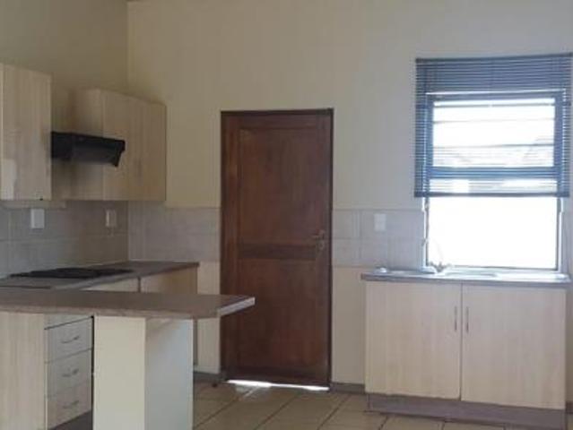 Apartment for sale in Hartbeespoort Dam Nature Reserve, North West