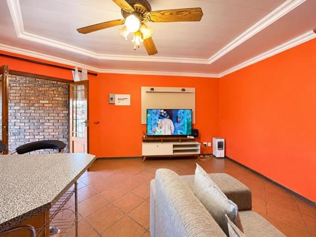 Apartment for sale in Brits, Madibeng Local Municipality