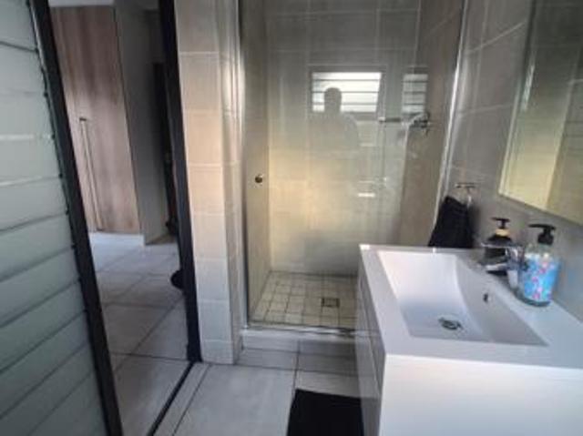 Apartment for rent in Waterkloof, Gauteng