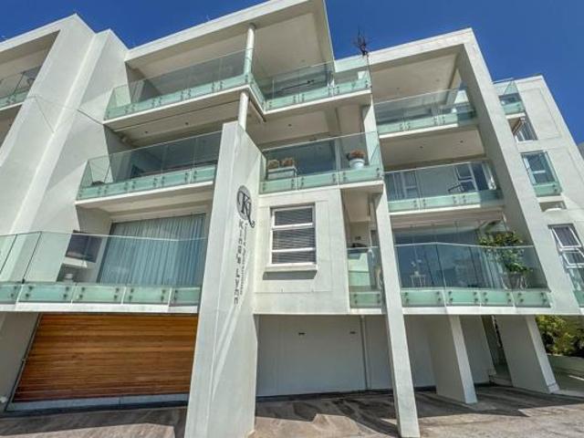 Apartment for sale in Port Elizabeth, Eastern Cape