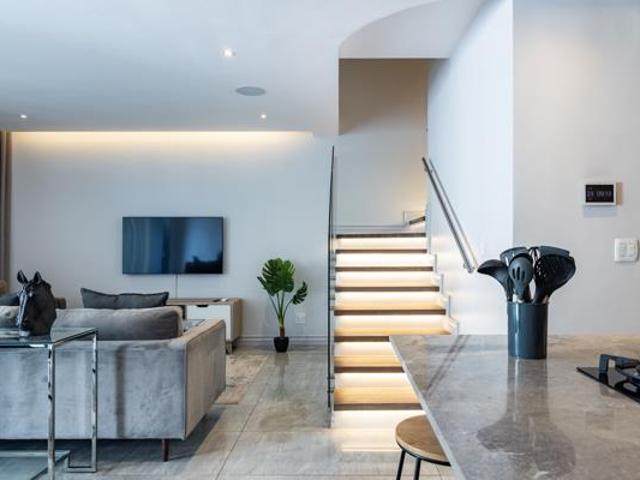Apartment for rent in Waterkloof, Gauteng