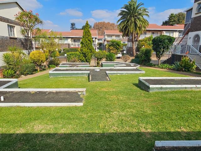 Apartment for sale in Vosloorus, Gauteng