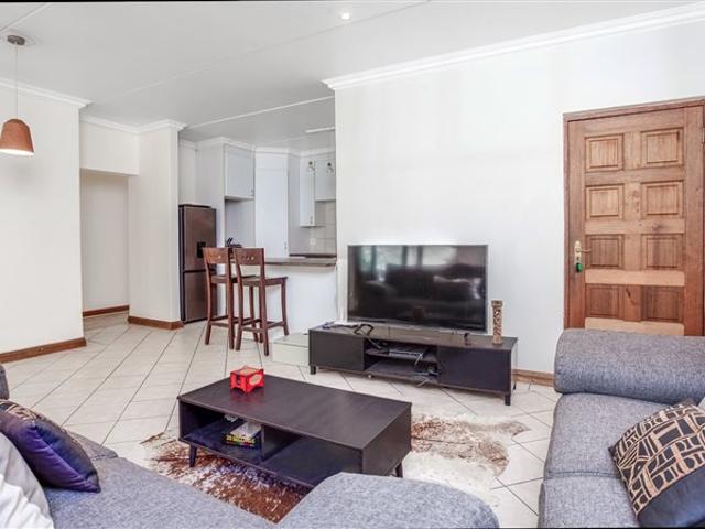 Apartment for sale in Johannesburg, North & Sandton