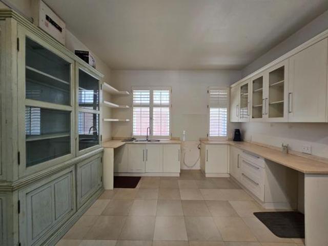 Apartment for sale in Seaview, Kwazulu-natal
