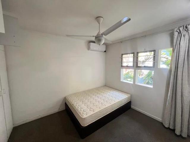 Apartment for rent in Seaview, Kwazulu-natal