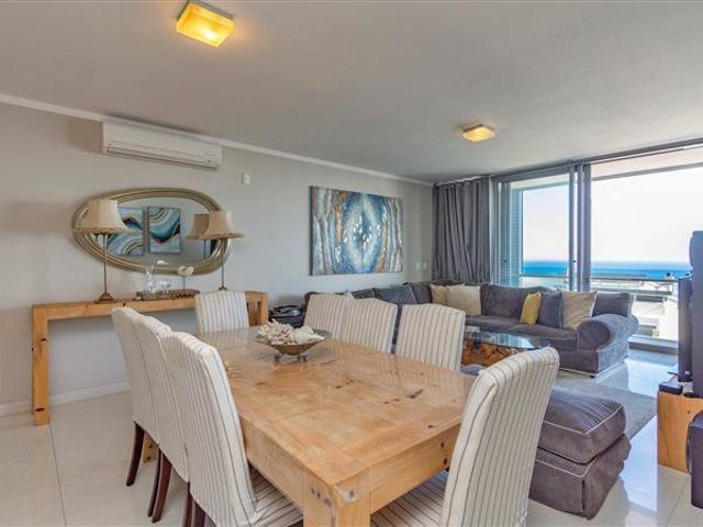 Apartment for rent in Camps Bay, Cape Town