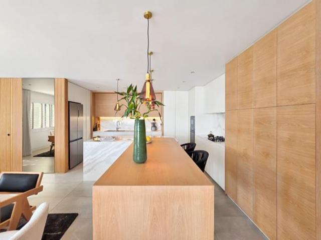 Apartment for sale in Cape Town, Western Cape