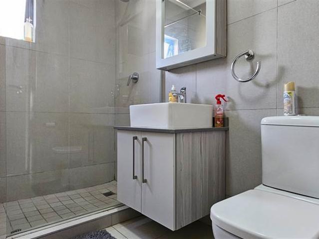 Apartment for sale in Vosloorus, Gauteng