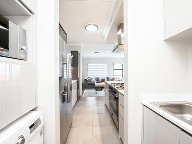 Apartment for sale in Vosloorus, Gauteng