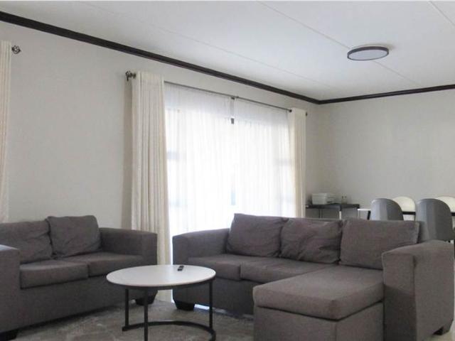 Apartment for sale in Vosloorus, Gauteng