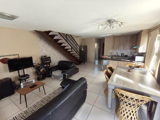 Apartment for sale in Tlhabane, North West