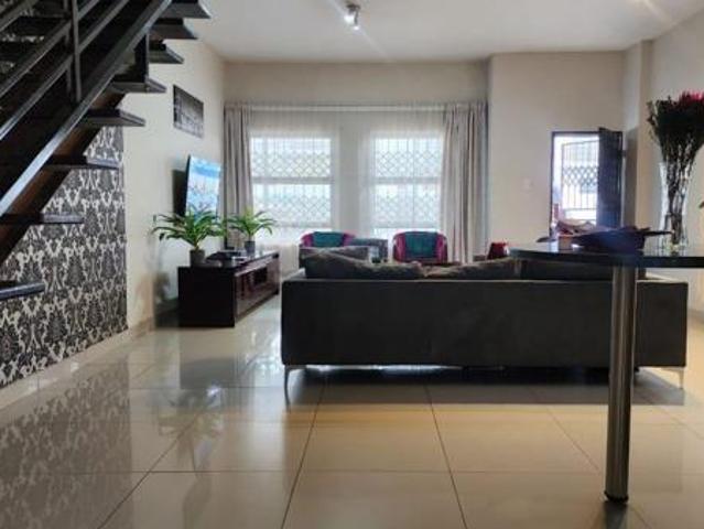 Apartment for sale in Tlhabane, North West