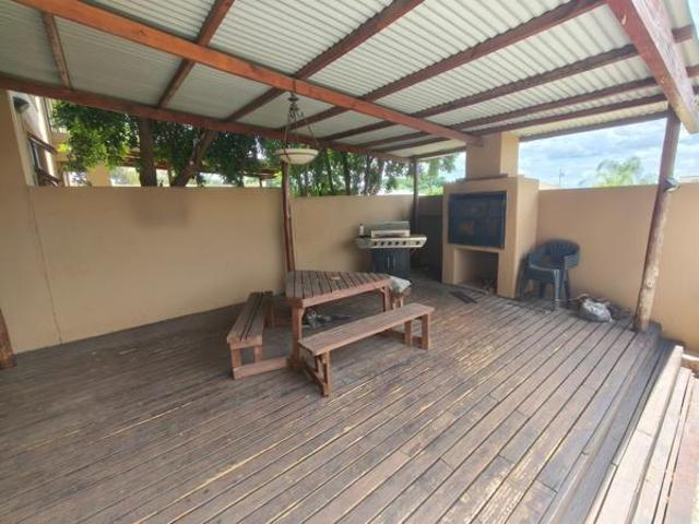Apartment for sale in Tlhabane, North West