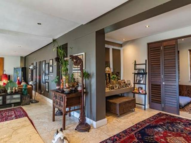 Apartment for sale in Cape Town, Western Cape