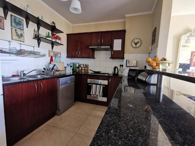 Apartment for sale in Cape Town, Western Cape