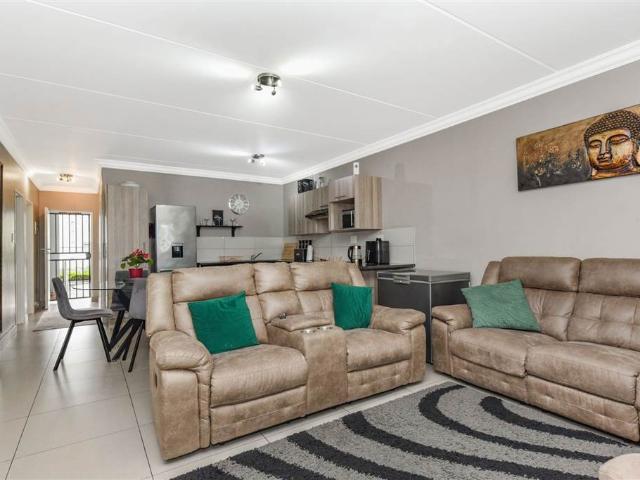 Apartment for sale in Johannesburg Apartment for sale in Johannesburg
