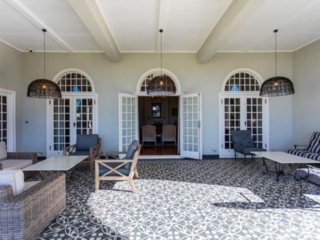 Apartment for rent in Claremont, Cape Town