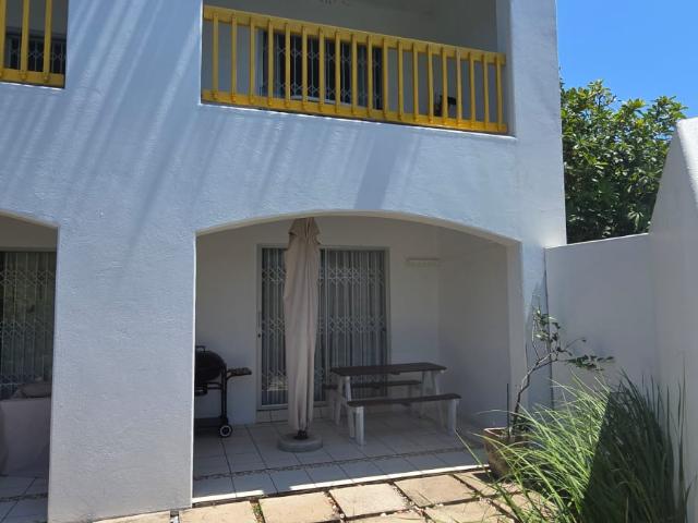 Apartment for sale in Princess Grant, Kwazulu-natal