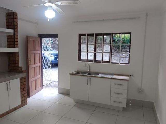 Apartment for rent in Seaview, Kwazulu-natal
