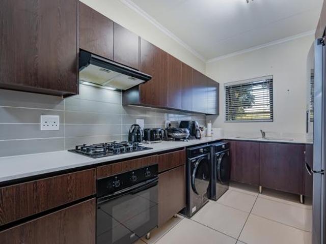 Apartment for sale in Cape Town, Western Cape