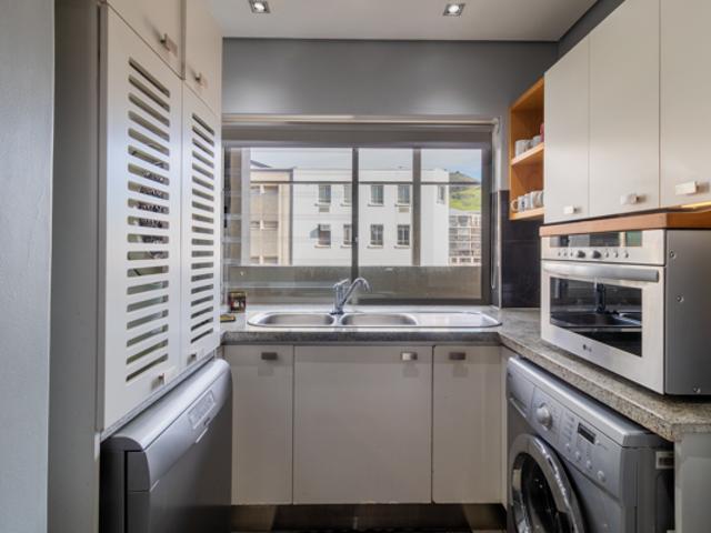 Apartment for sale in Cape Town, Western Cape