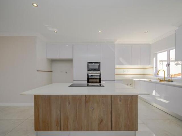 Apartment for sale in Kwazulu-natal