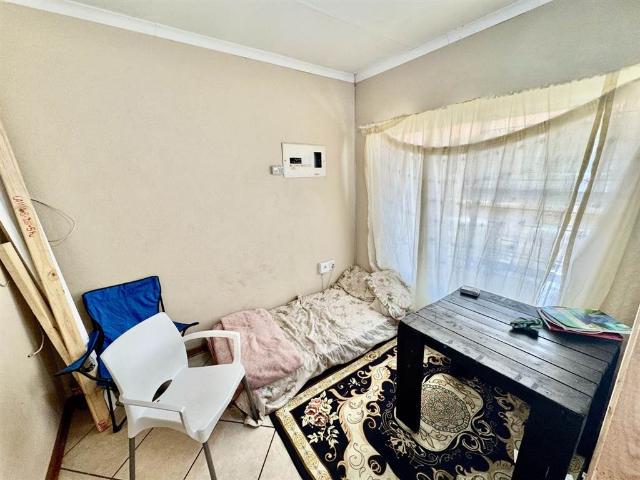Apartment for sale in Dr Kenneth Kaunda, North West