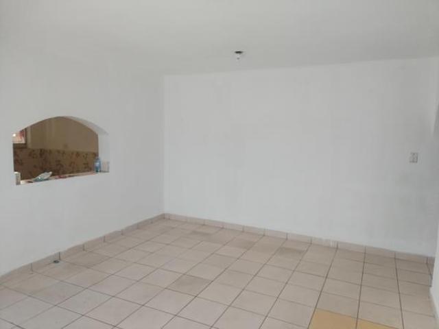 Apartment for rent in Seaview, Kwazulu-natal