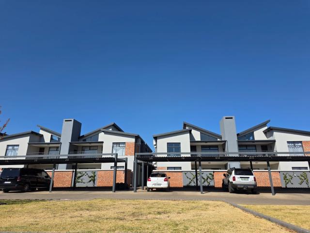 Apartment for sale in Frances Baard, Northern Cape