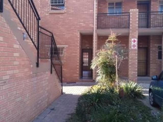 Apartment for rent in Waterkloof, Gauteng