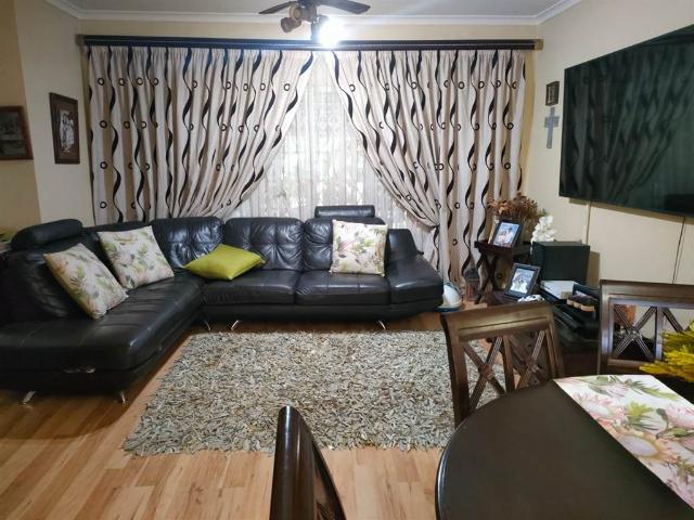 Apartment for rent in Seaview, Kwazulu-natal
