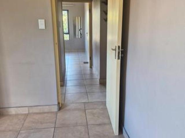 Apartment for rent in Seaview, Kwazulu-natal