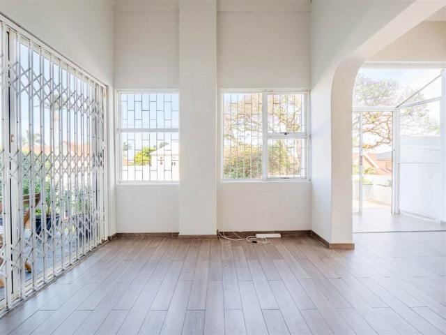 Apartment for sale in Seaview, Kwazulu-natal