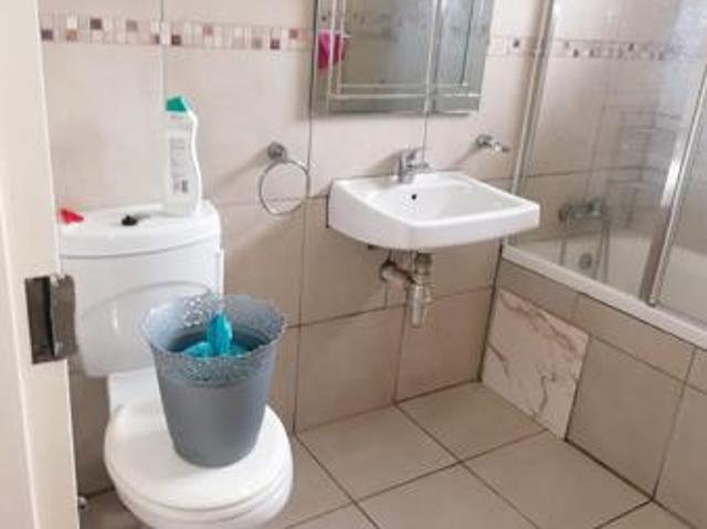 Apartment for sale in Mount Moreland, Kwazulu-natal