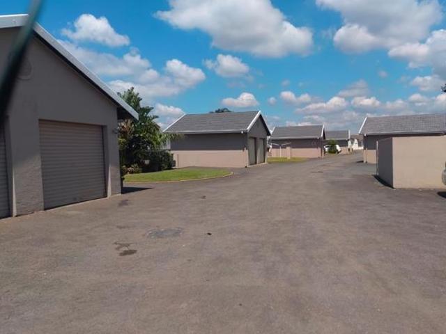 Apartment for rent in Mount Moreland, Kwazulu-natal