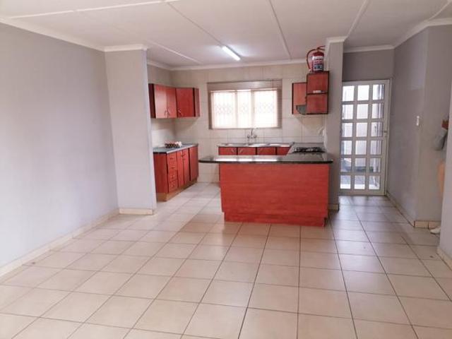 Apartment for rent in Mount Moreland, Kwazulu-natal