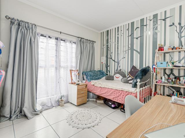 Apartment for sale in Alexandra, Gauteng