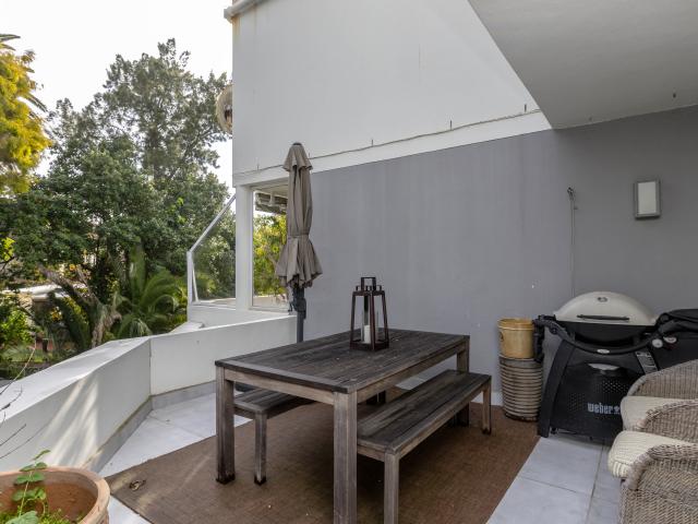 Apartment for sale in Cape Town, Western Cape