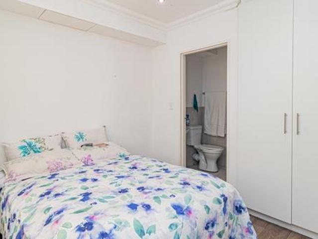 Apartment for sale in Cape Town, Western Cape