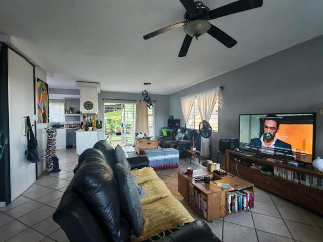 Apartment for sale in Tongaat Beach, Kwazulu-natal