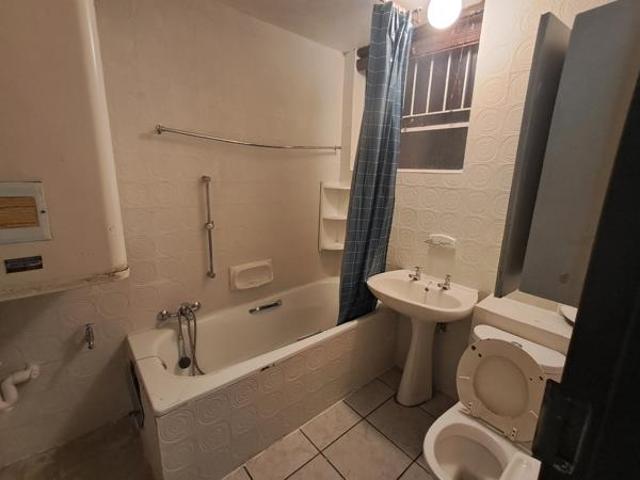 Apartment for rent in Waterkloof, Gauteng