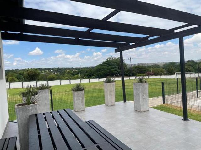 Apartment for sale in Vosloorus, Gauteng