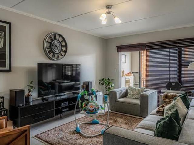Apartment for rent in Rhodesfield, Kempton Park