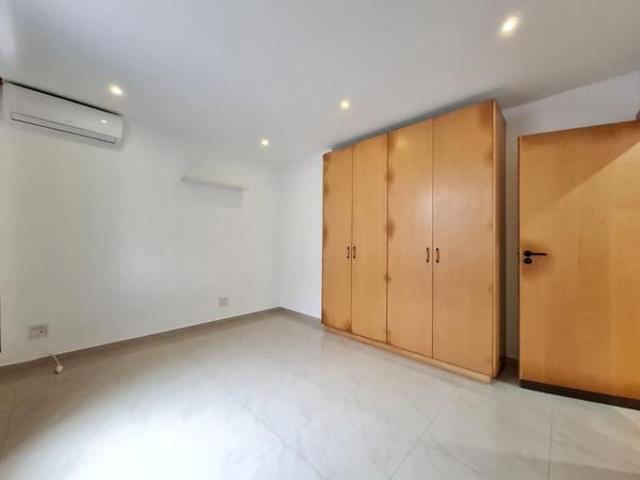 Apartment for rent in Seaview, Kwazulu-natal