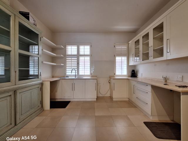 Apartment for sale in Seaview, Kwazulu-natal