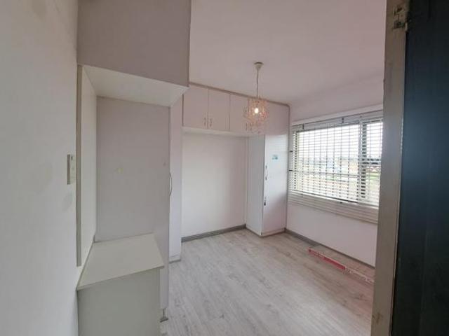 Apartment for sale in Mount Moreland, Kwazulu-natal