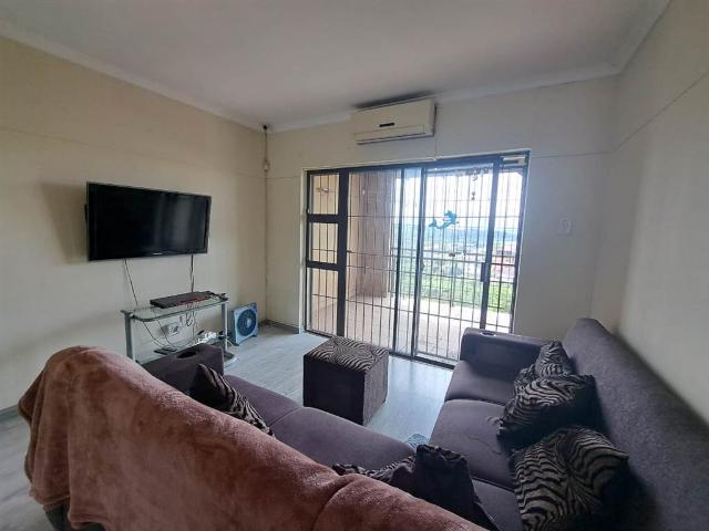 Apartment for sale in Mount Moreland, Kwazulu-natal