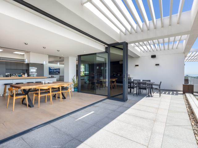 Apartment for sale in Cape Town, Western Cape