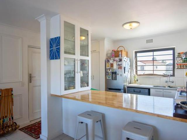 Apartment for sale in Cape Town, Western Cape
