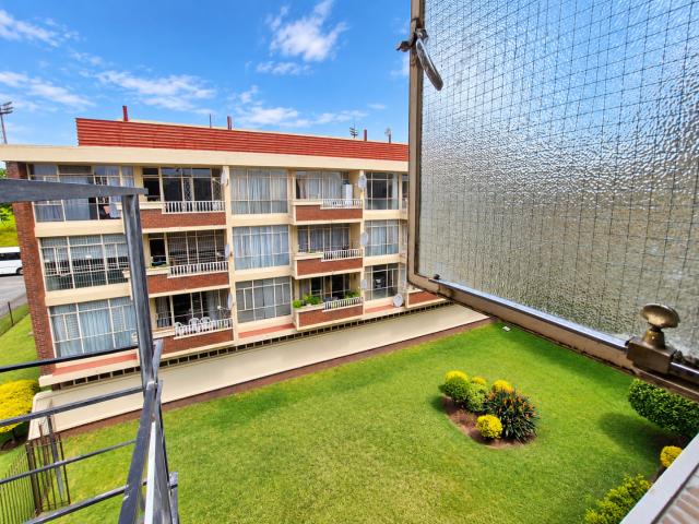 Apartment for sale in Johannesburg, City of Johannesburg Metropolitan Municipality